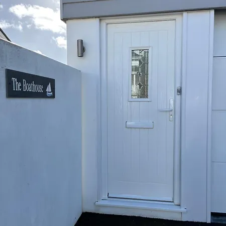 The Boathouse * Mylor Bridge